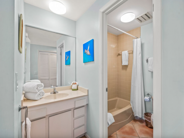 Anna Maria Beach Vacation Condo Gulf Views - Full Views!